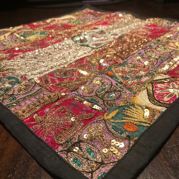 Vintage Hand Embroidered Zari Cushion Cover ♥️ - Picture 5 of 10